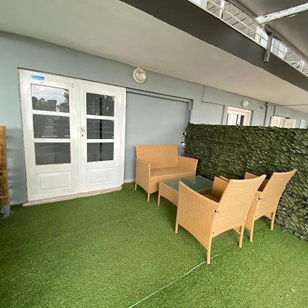Totem Apartments Nea Plagia Luaran gambar