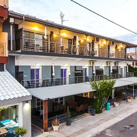 Totem Apartments Nea Plagia Luaran gambar