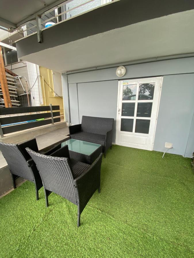 Totem Apartments Nea Plagia Luaran gambar